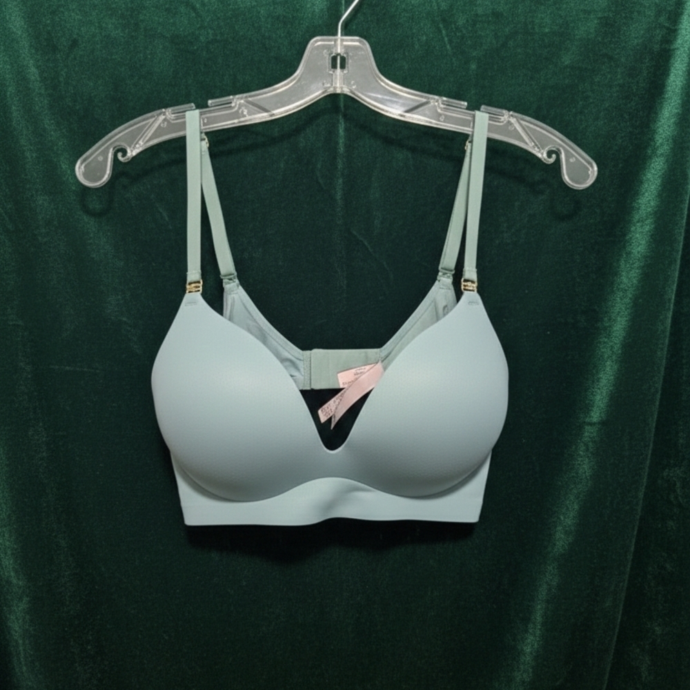 Victoria’s Secret Love Cloud Smooth Wireless Push-Up Plunge Bra Sage Green 38C - Picture 4 of 13